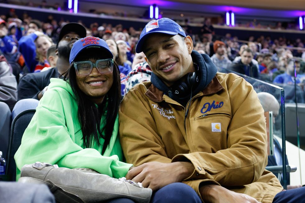 keke-palmer-and-darius-jackson-had-a-hockey-date-night-days-after-announcing-pregnancy