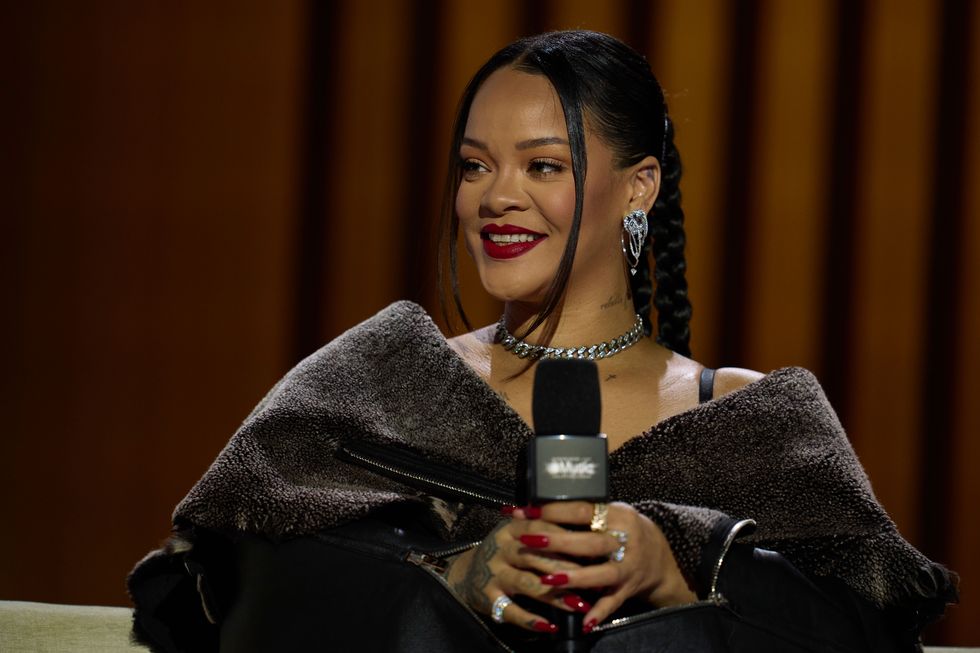 rihanna-on-what-to-expect-from-her-super-bowl-halftime-show—and-why-she’s-doing-it-for-her-son